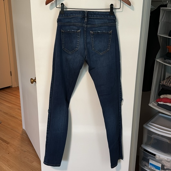 BCBG distressed jeans size 23 - Picture 6 of 6